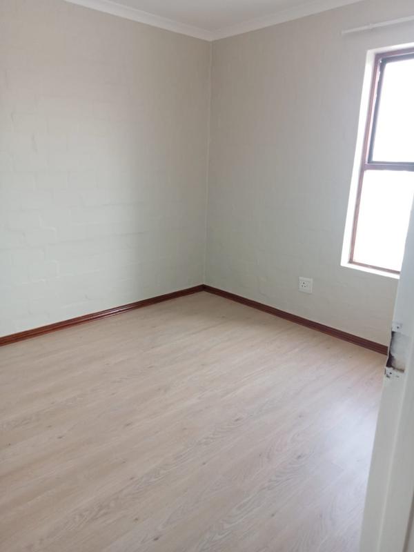 To Let 2 Bedroom Property for Rent in Parklands Western Cape